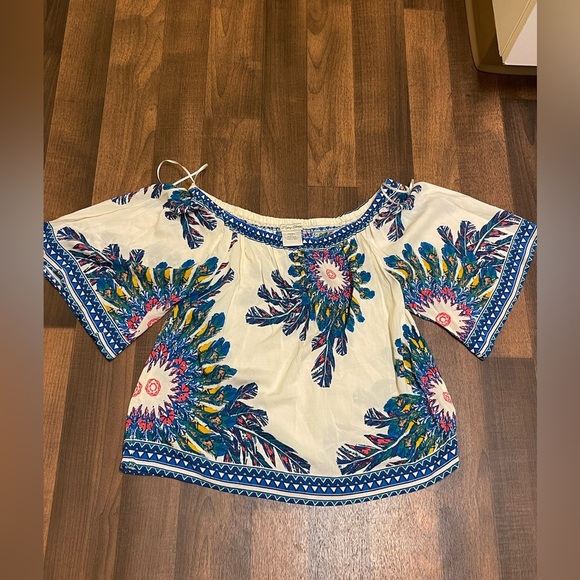 Flying Tomato White and Blue Flutter Sleeve Off-Shoulder Blouse - Picture 4 of 5